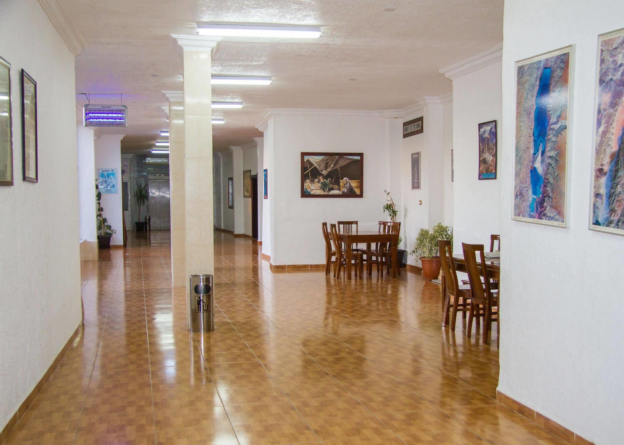 Al Anbat Hotel & Restaurant Wadi Musa Extérieur photo